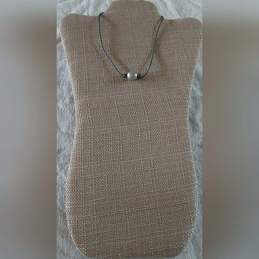 New Handmade Silver Pearl & Charcoal Leather Necklace